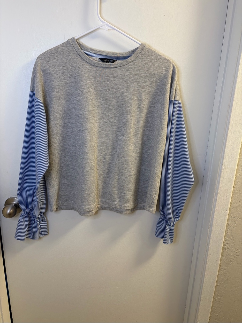 Hannah Gray and Blue Striped Long Sleeve Sweatshirt Size L